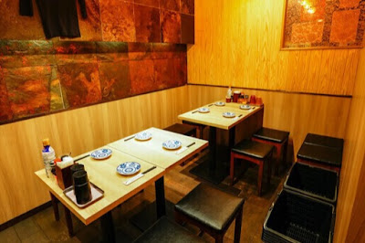 釜焼鳥本舗 居酒屋 おやひなや 新宿西口大ガード店 사진 3