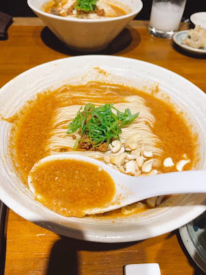 三鷹 らーめん酒場 SAL 사진 3