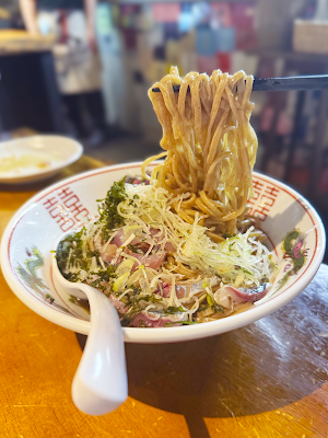 三鷹 らーめん酒場 SAL 사진 5