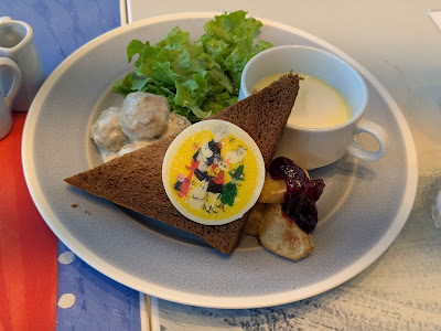 THE SUN & THE MOON (Café) 사진 4