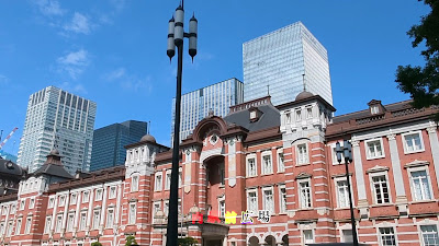 도쿄역 마루노우치 광장 사진 2