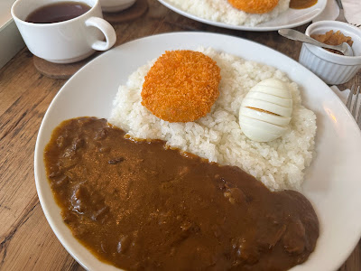 元祖麻布ヨーロピアンカレー専門店カレーバー ピリピリ 사진 5