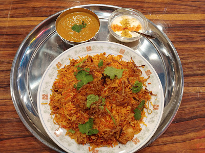 Everest Curry 사진 3