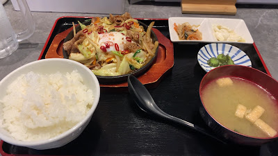 酒と飯 たまる食堂 사진 2