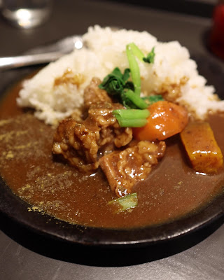 M Curry 사진 2