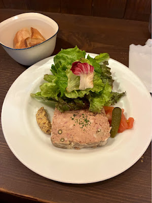 Montée 사진 3