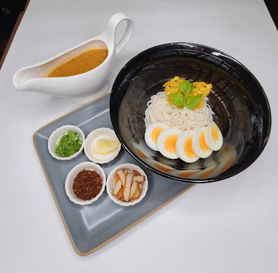 XYLO Burmese Eatery アジアン・エスニック料理 XYLO～ザイロ～池袋西口 사진 2
