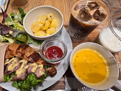 studio CLIP CAFE 사진 2