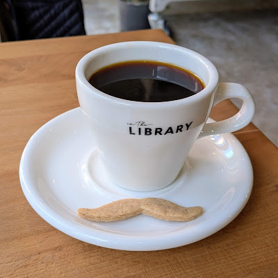 in the LIBRARY 사진 2