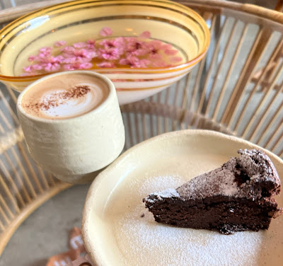 DAY COFFEE 사진 3