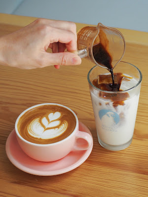 White Monkey coffee and bar. 사진 3