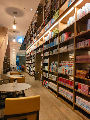 TSUTAYA BOOKSTORE Shibuya Scramble Square 사진 4