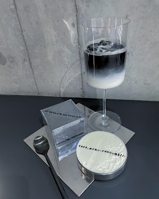 카페 모노크롬 사진 4