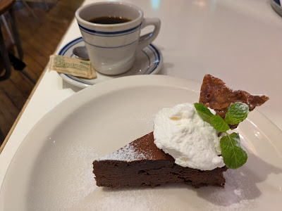 mid. Dining 사진 5