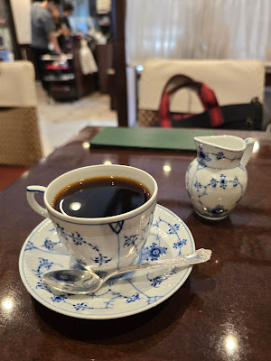 椿屋カフェ 池袋東口店 사진 4