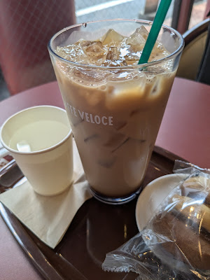 Caffè Veloce - Ikebukuro Station East Entrance 사진 4