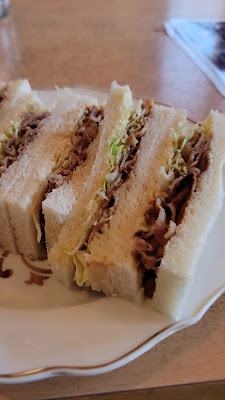 하스네 사진 2