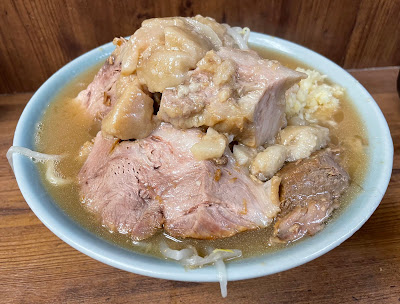 Ramen Jiro Ikebukuro East Exit 사진 3