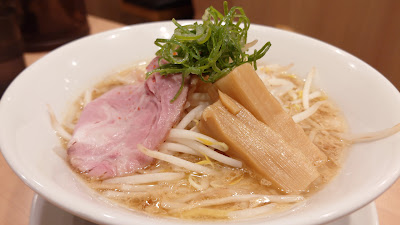 麺処しのぶ 사진 2
