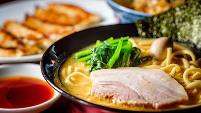 Yokohama Iekei Ramen Ikebukuro 사진 3
