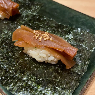 Manten Sushi Hibiya Okuroji 사진 2
