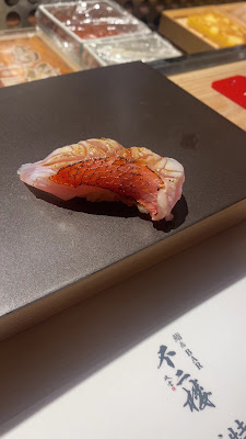 Sushi & Bar Fujiro Marunouchi Tokyo 사진 2