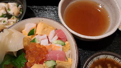 すし酒場 魚あるき 사진 2