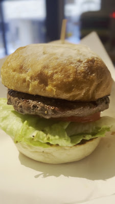 E・A・T GRILL&BAR 사진 2