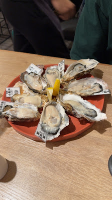 Slave of oyster and wagyu 사진 2