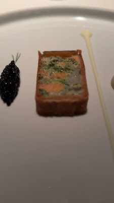 Signature 사진 2