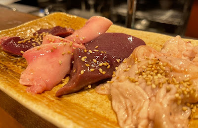 熟成豚ホルモン えいじ 사진 2