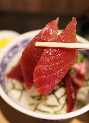 天然まぐろ専門店 まぐろ丼や恵み 사진 2