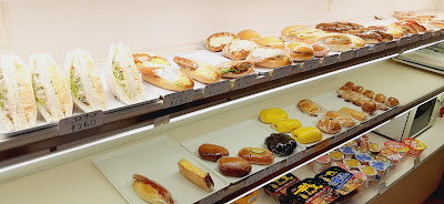 調理パンの店いづみ 사진 3