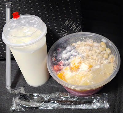 Fruit-packed Acai Bowl 三鷹店 사진 4