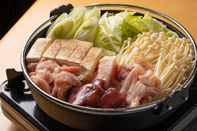 鳥すき焼きと肉刺し 吉祥寺和っ家 사진 2