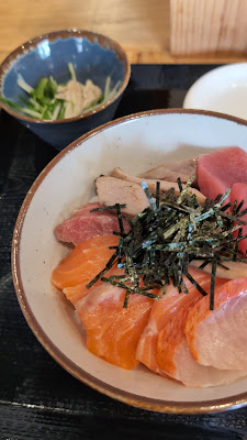 Osamu Maguro and Sake 사진 2