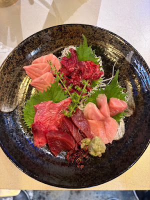 Osamu Maguro and Sake 사진 4
