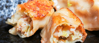 雷神餃子無人直売所 新小岩店 사진 4