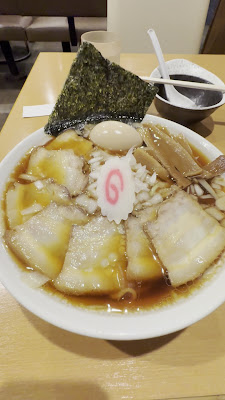自家製熟成麺 吉岡 目白総本店 사진 2