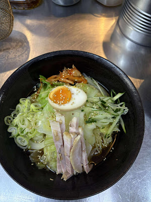 横浜家系ラーメン赤家京成八幡駅前店 사진 2