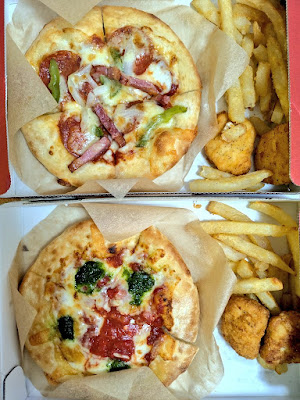 Pizza Hut Kami-Ikebukuro Branch 사진 3