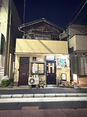First 사진 4