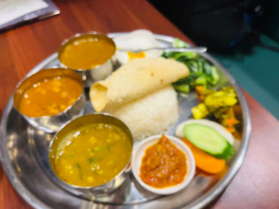 Dal Bhat Eatery & Halal Foods 사진 2