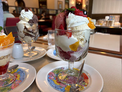 로얄 호스트 사진 3