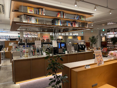 SHARE LOUNGE TSUTAYA BOOKSTORE 川崎駅前店 사진 3