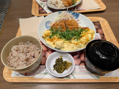 鳥とたまごの専門店 鳥玉 モザイクモール港北店 사진 3