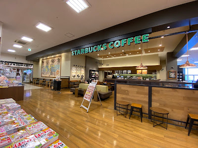 Starbucks Coffee - Tsutaya Books Kohoku Minamo 사진 3