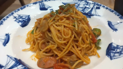 MMC Organic Cafe, North 사진 2