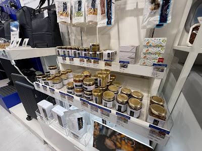 ANA FESTA Arrival Lobby Gift Shop 사진 4