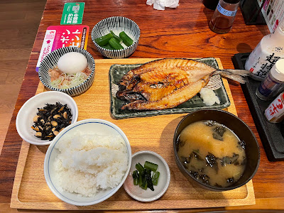 てんぐ大ホール 武蔵新城店+炭火焼き魚 湊や磯吉食堂 사진 3